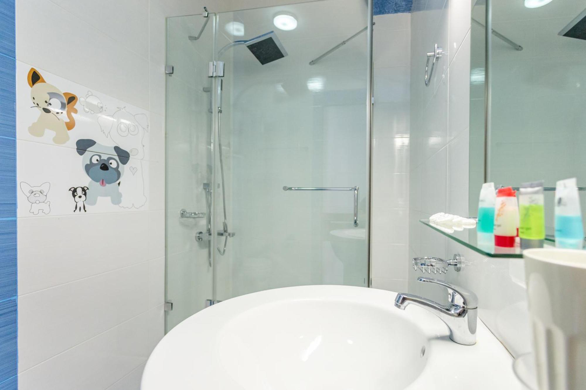 Serviced Apartment On Rustaveli Avenue 9 ティビリシ エクステリア 写真