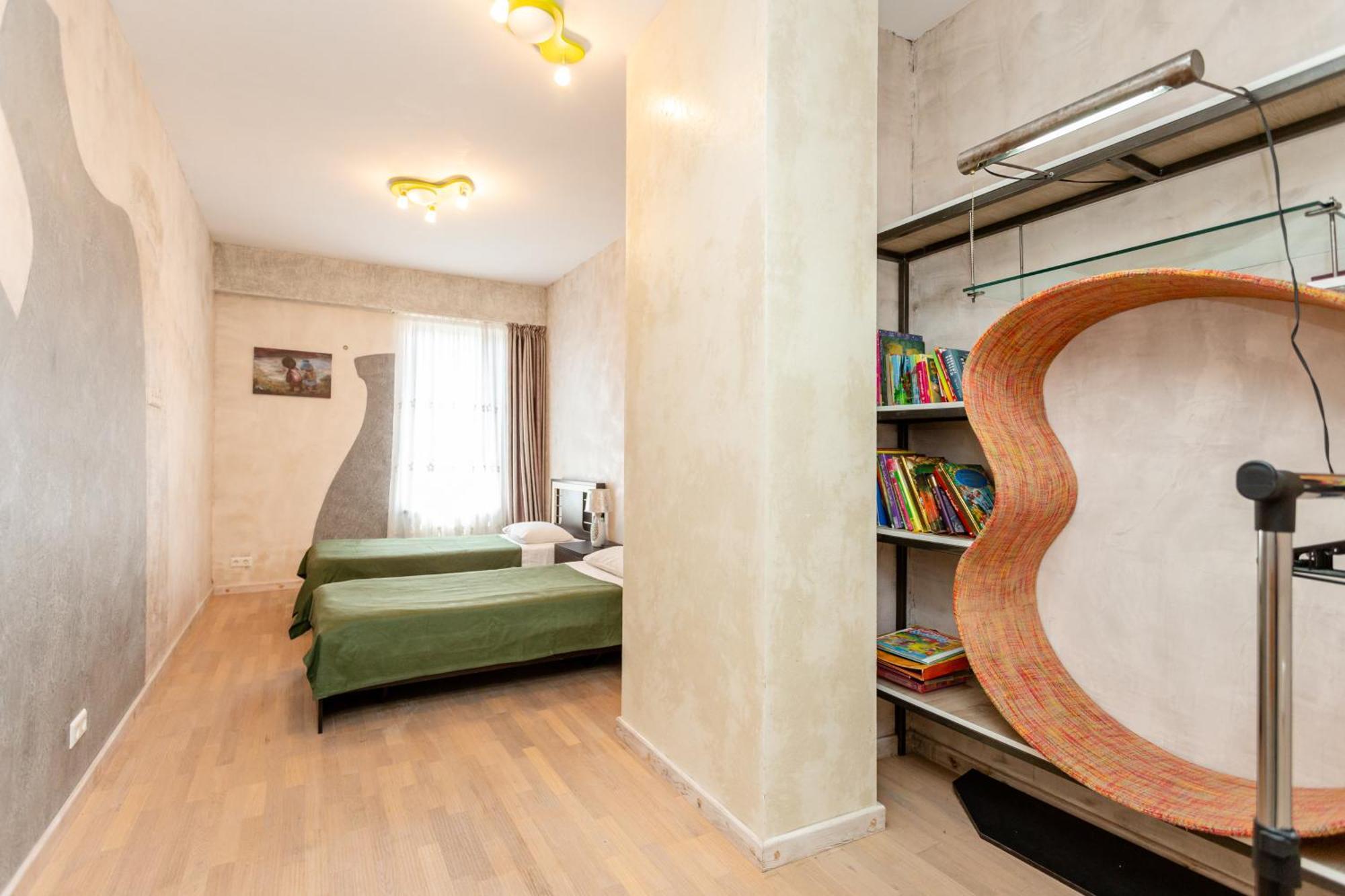 Serviced Apartment On Rustaveli Avenue 9 ティビリシ エクステリア 写真