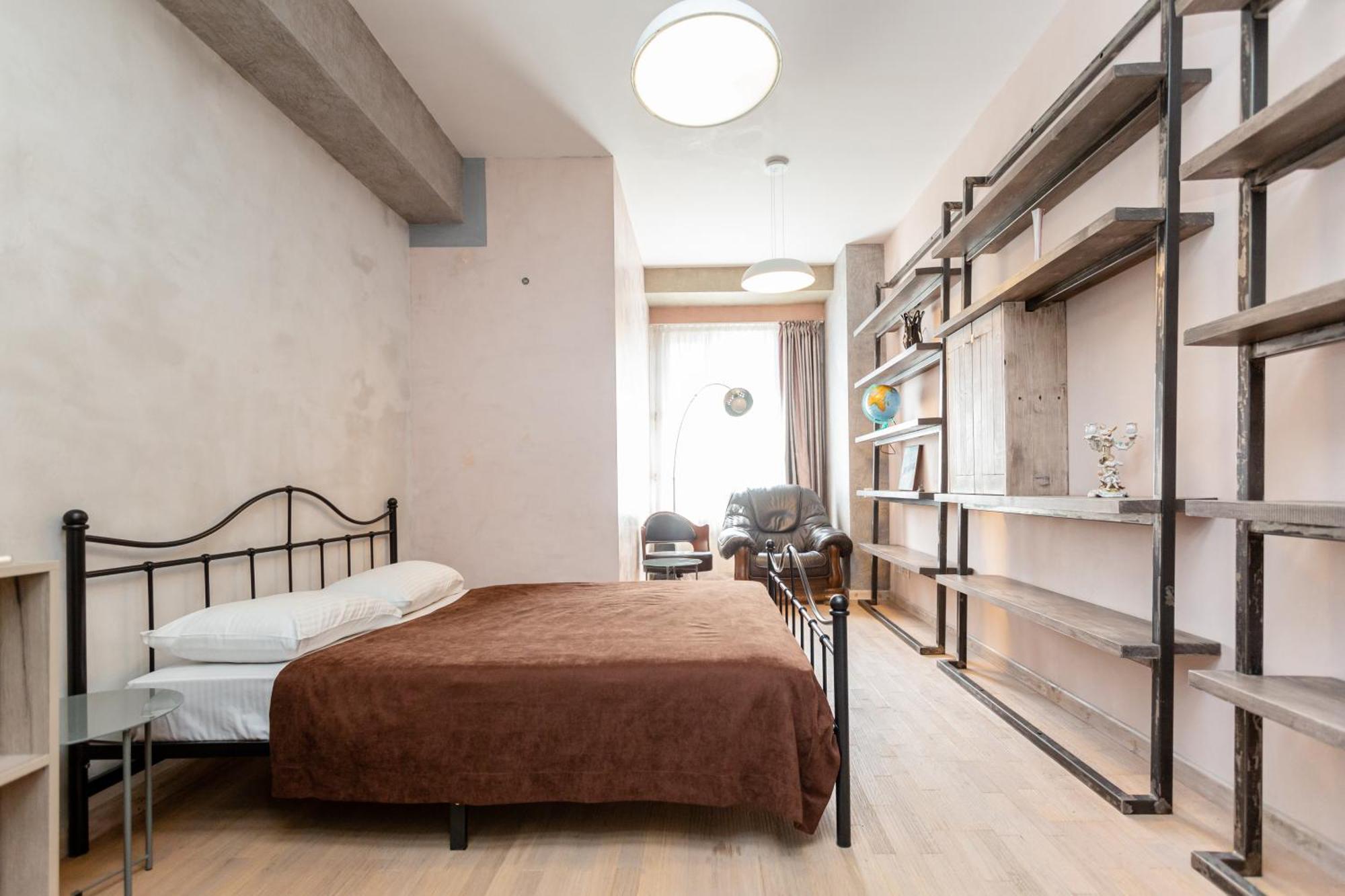 Serviced Apartment On Rustaveli Avenue 9 ティビリシ エクステリア 写真