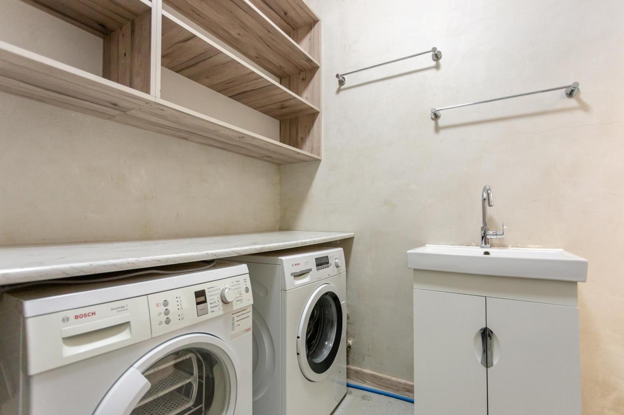 Serviced Apartment On Rustaveli Avenue 9 ティビリシ エクステリア 写真
